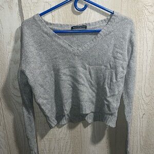 Brandy Melville sweater